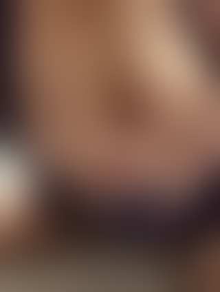 Busty girl new in CBD