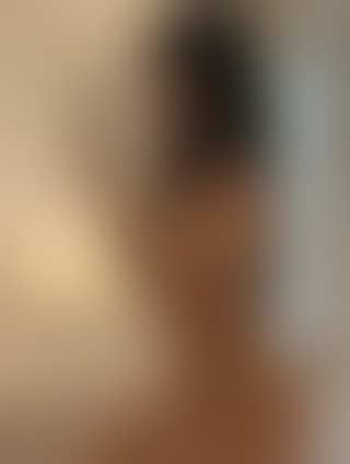Hiyas  Elite Addictive Courtesan