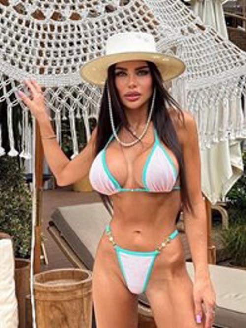 Alina , independent escort in Melba ACT