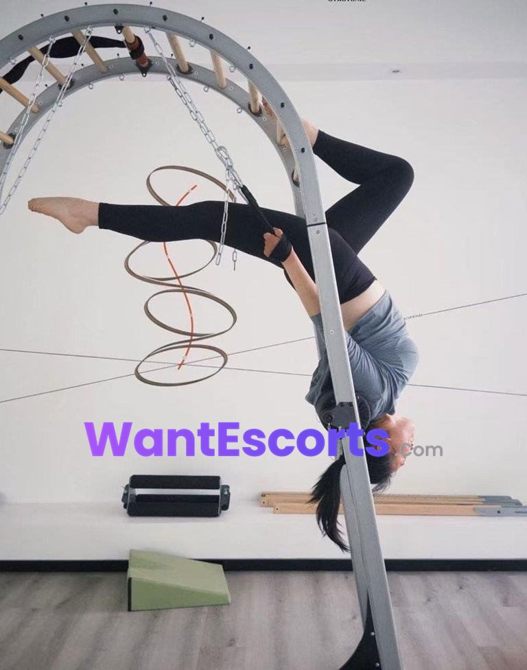 CBD Amy, independent escort in Hobart TAS