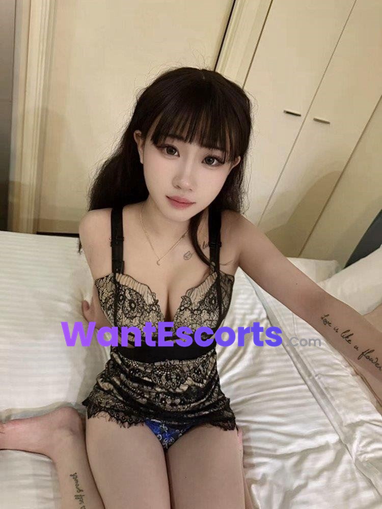 Anzu baby face Japanese, independent escort in Perth WA