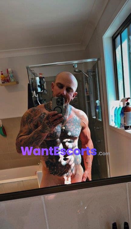Big Bobby, male escort in Toowoomba QLD