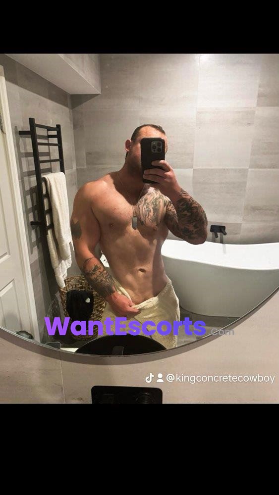 Braddrilling, male escort in Pacific Pines QLD