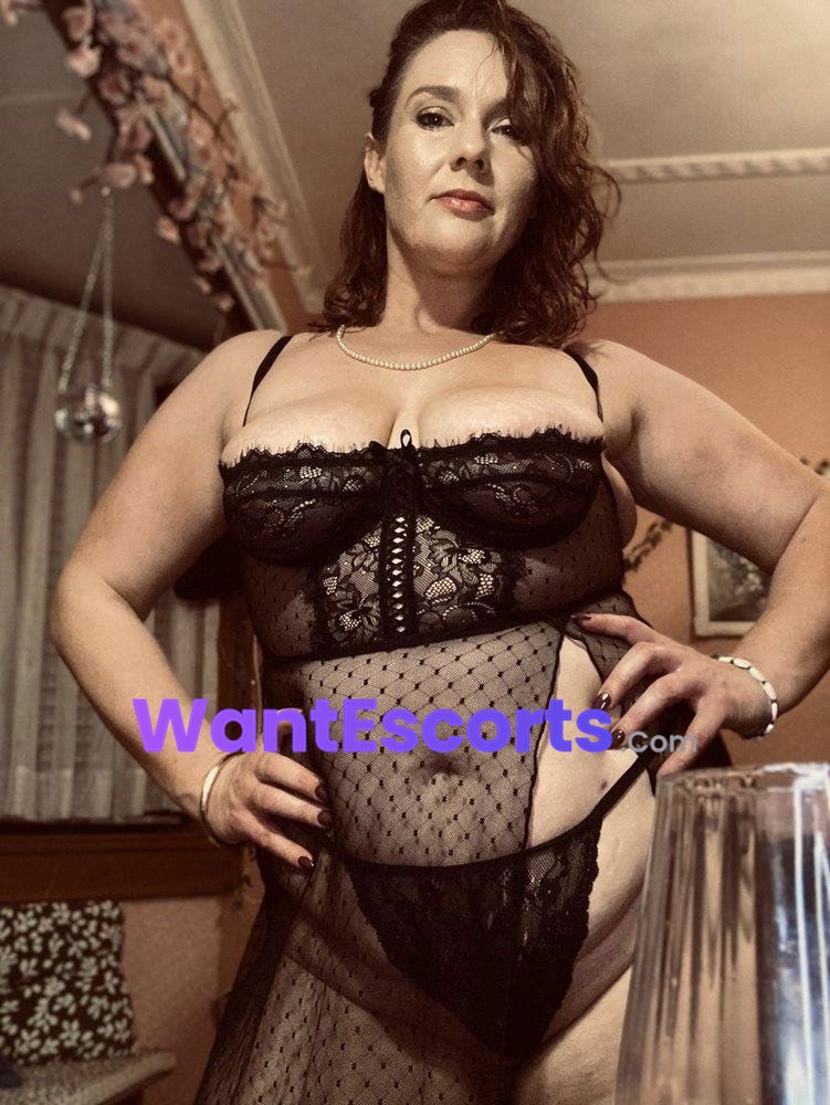 Cherry Pie, independent escort in Goulburn NSW