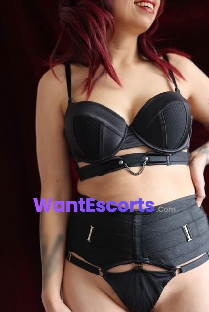 Cleo Maddox, independent escort in Sydney NSW