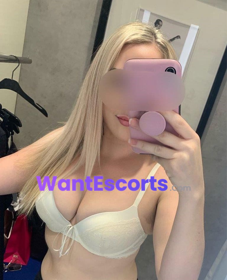 Courtney, independent escort in Sydney NSW