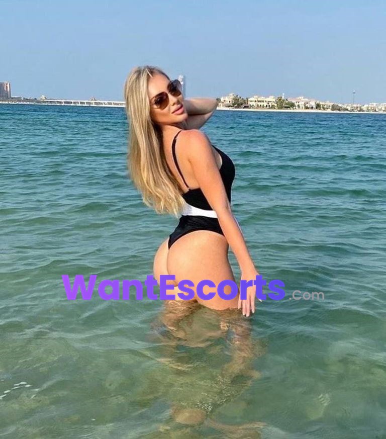 Crystal10, independent escort in Melbourne VIC