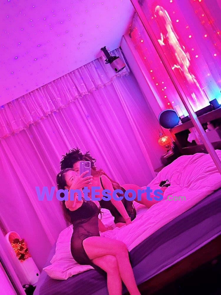 Double PARTY 888, independent escort in Sydney NSW
