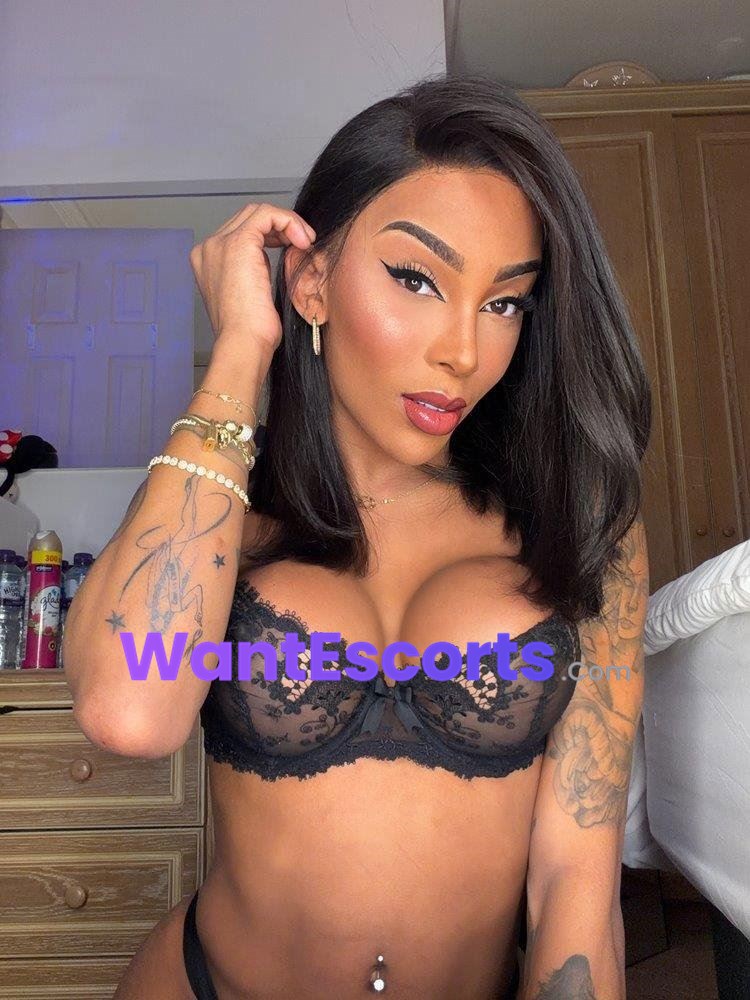 TS Esther Brazilian, trans escort in Sydney NSW