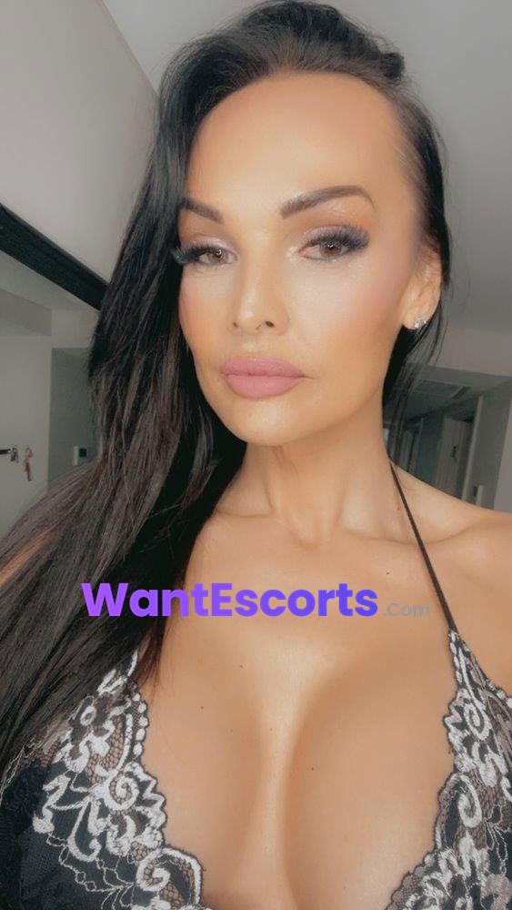 Goddess Armanii, independent escort in Parramatta NSW