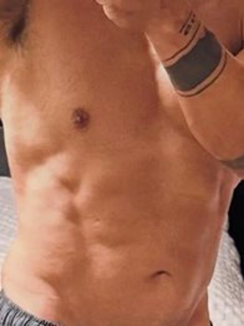 Goyo, male escort in Clontarf QLD