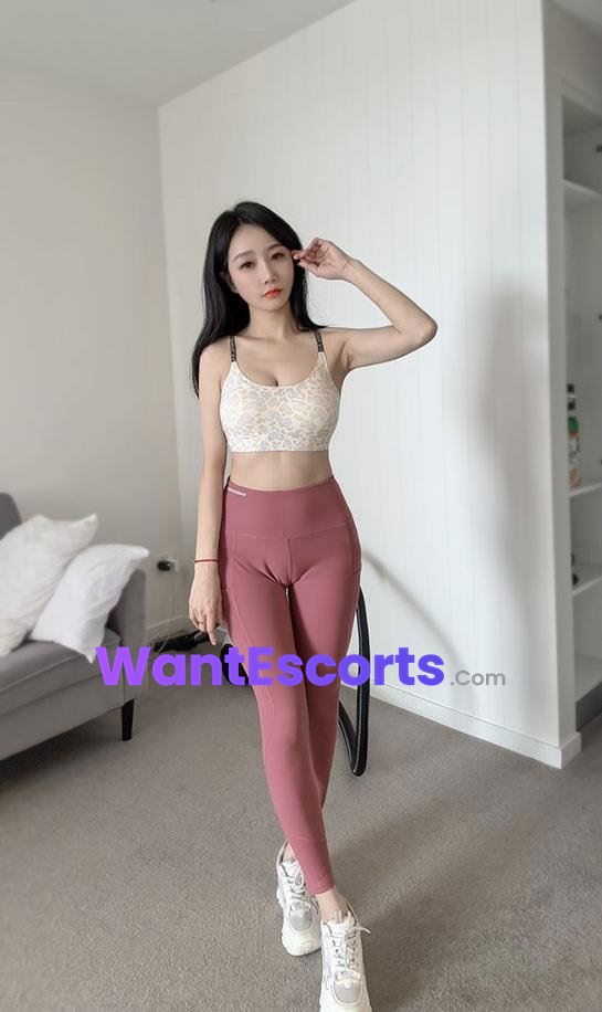 Ivyky, independent escort in Brisbane & Perth