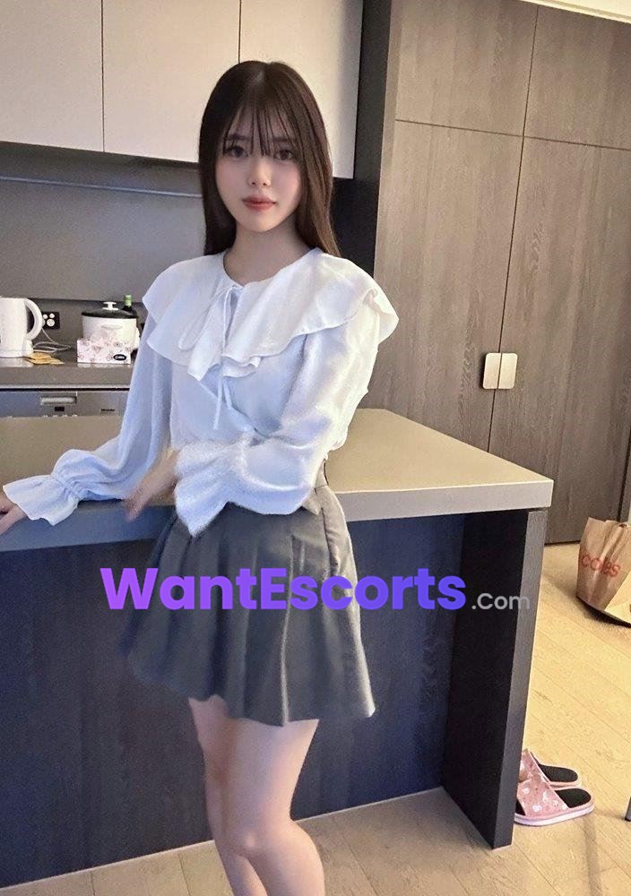 Akane, independent escort in Melbourne VIC