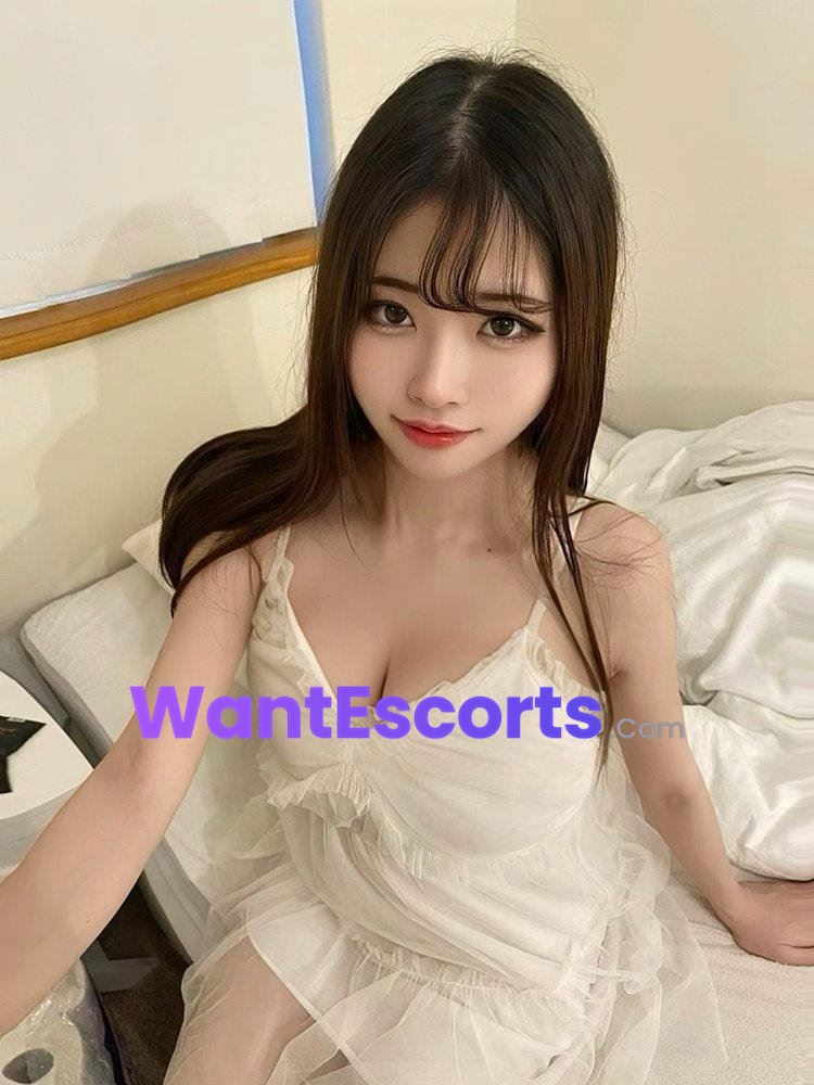 Karin New, independent escort in Wentworth Point NSW