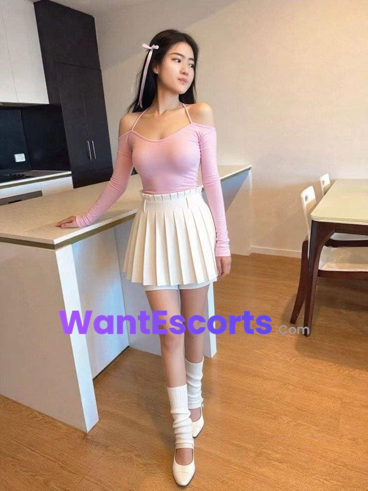Fake pay you 300 VIP diamond deep throat queen, independent escort in Gold Coast QLD