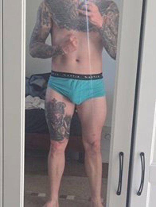 Kong Dick, male escort in Surfers Paradise QLD