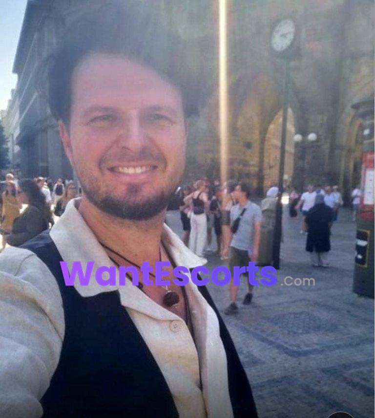 Afordable Erotic Tantra Massage and  Escort, male escort in Newcastle NSW