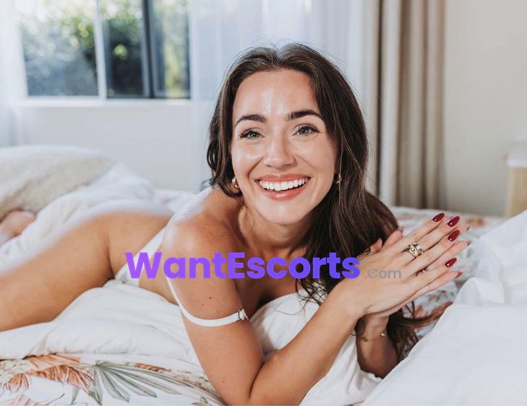 Lilly Oaks, independent escort in Brisbane QLD