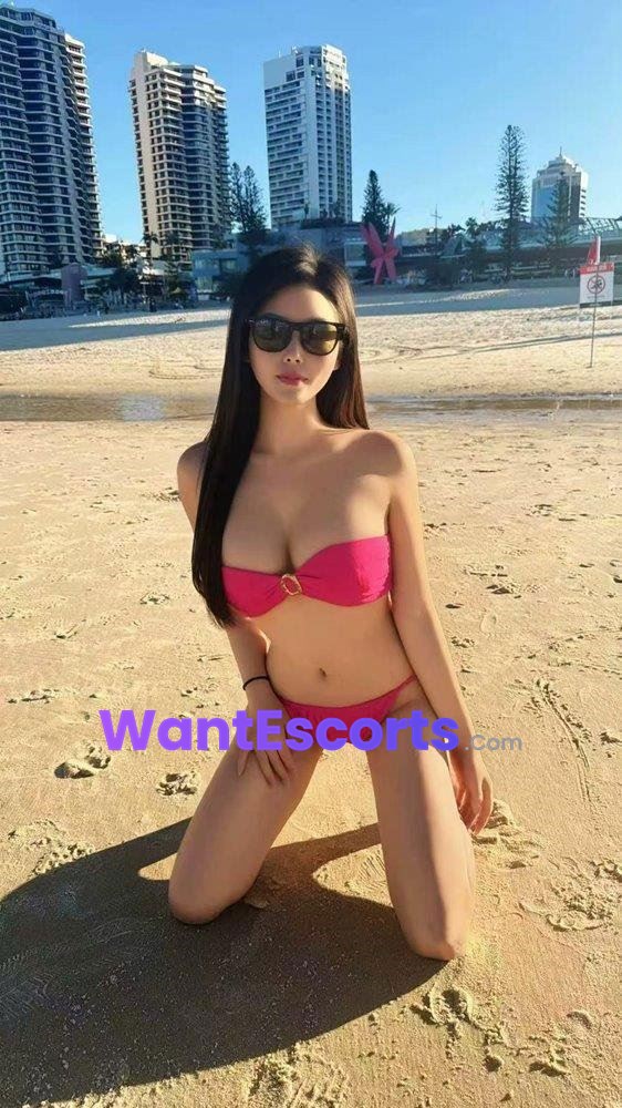 Japanese nuru wet massage deep throat queen, independent escort in Gold Coast QLD