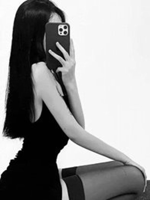 Anna from Taiwan, independent escort in Hope Island QLD