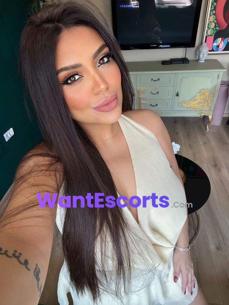 Mayas Brazilian SEXY LATINA IN CITY, independent escort in Sydney NSW