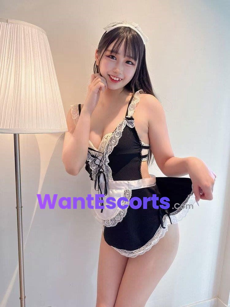 Videos inside Mina GEM, independent escort in Adelaide SA