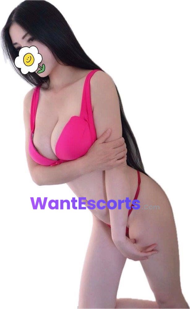 Molly, independent escort in Springwood QLD