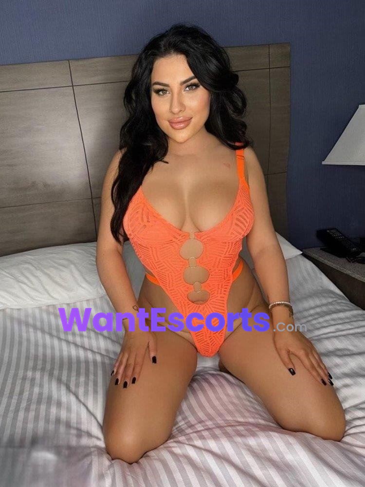 Nina Snow, independent escort in Cairns QLD
