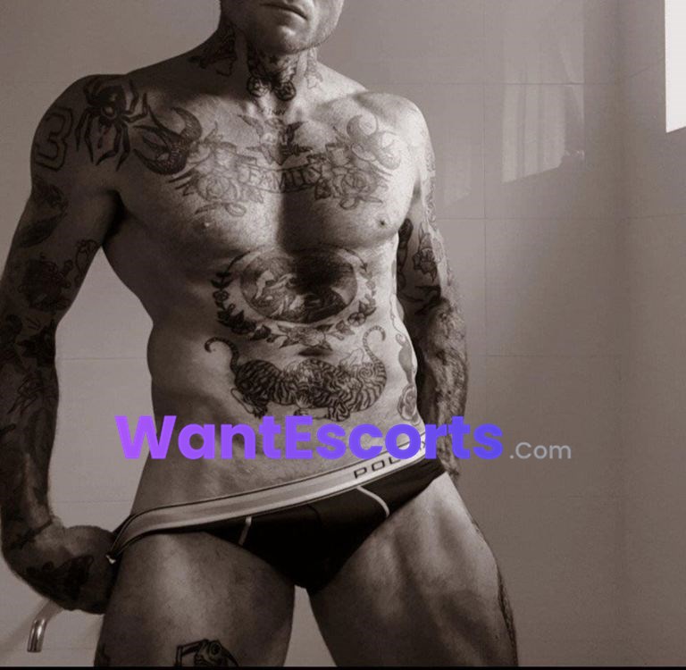 Mr Ink, male escort in Coogee NSW