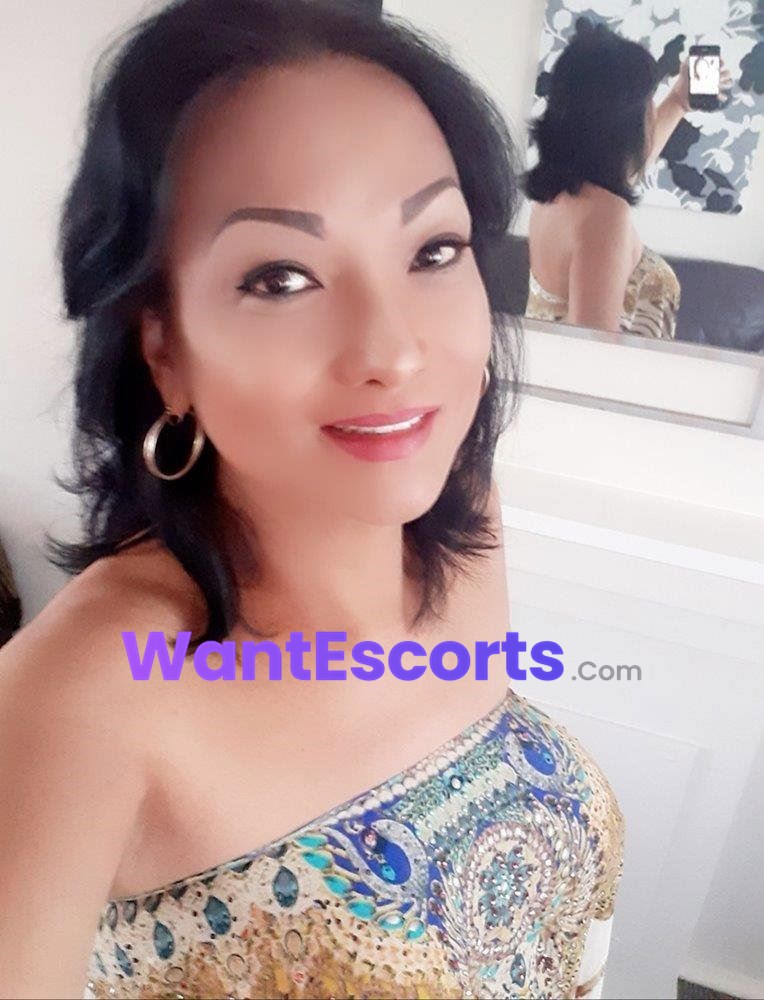 TRANSEXUAL  Friendly Naomi, trans escort in Newcastle NSW