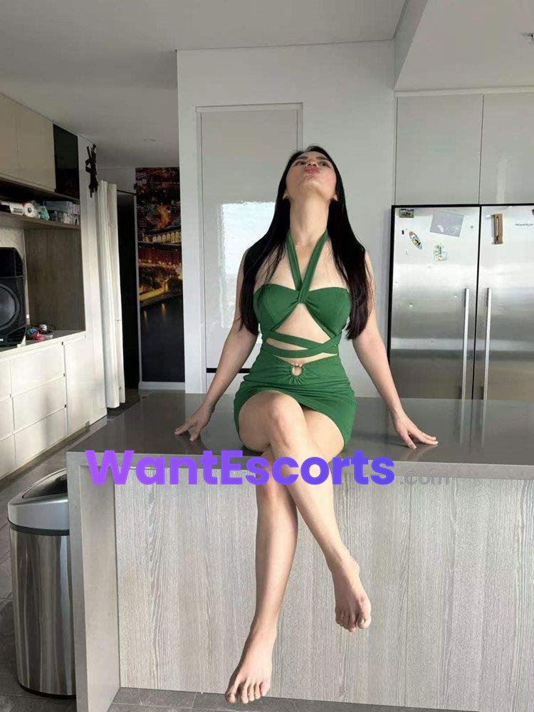 Amber, male escort in Osborne Park WA