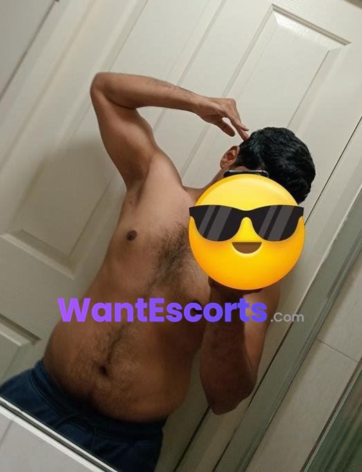 Santosh, male escort in Gungahlin ACT
