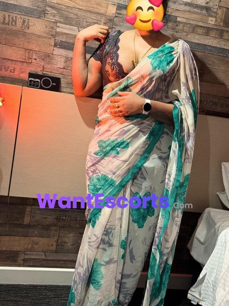 Shalu kutty, independent escort in Laverton VIC