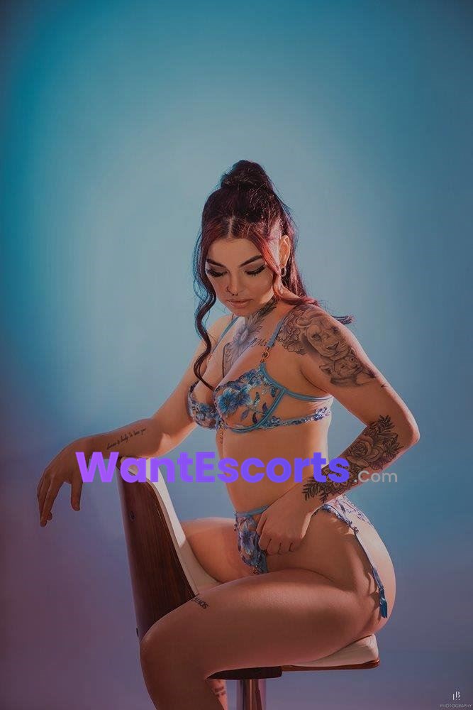 Sophie69, independent escort in Redcliffe QLD