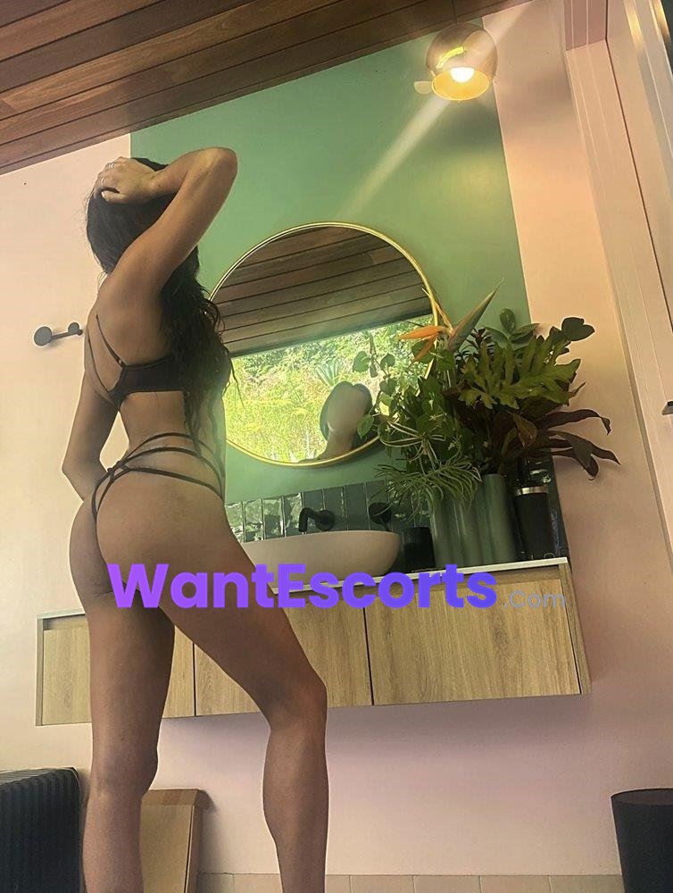 Stella Madison, independent escort in Southport QLD