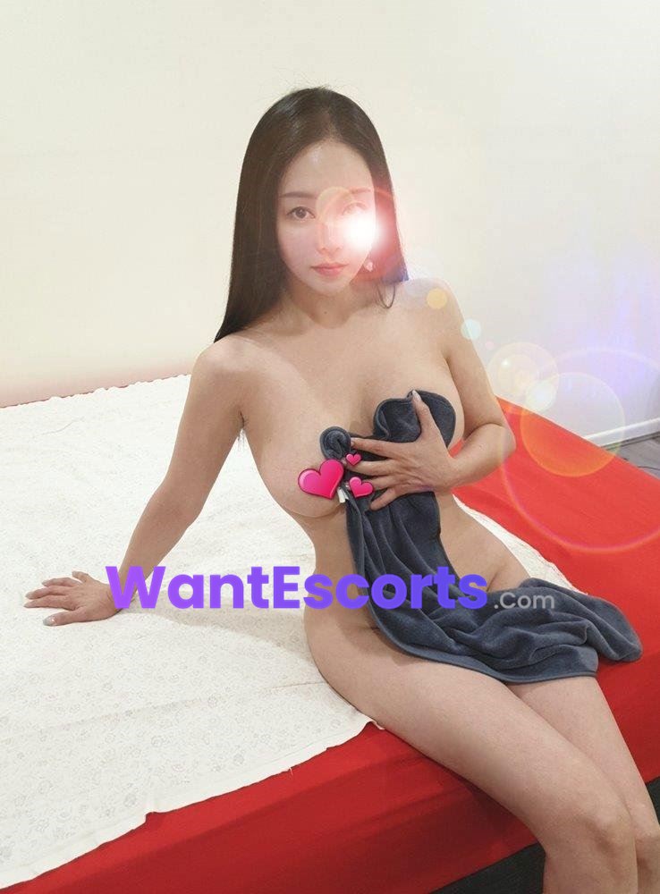 Heli, independent escort in Brisbane QLD