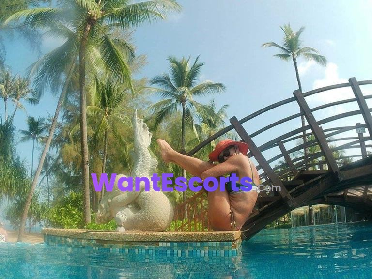 Aussie Cougar & Milf, independent escort in Perth WA