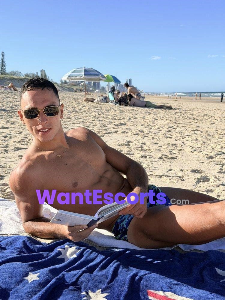 The Golden Boy, male escort in Sydney NSW