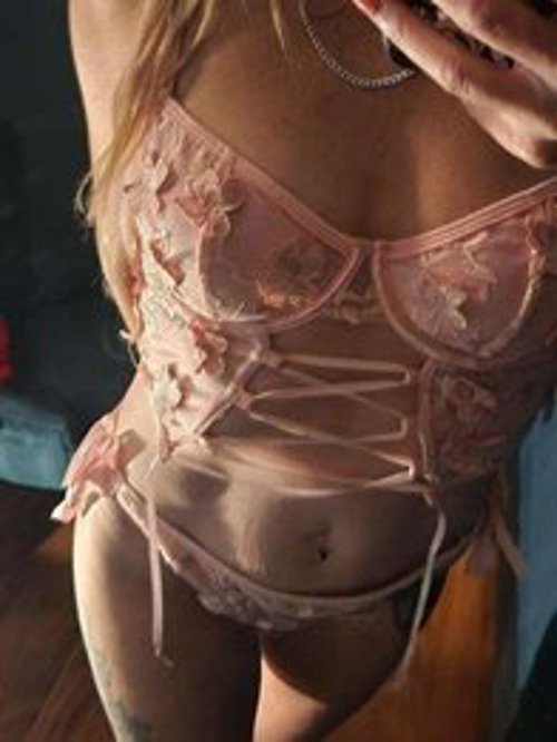 Trixxie, independent escort in Brisbane QLD