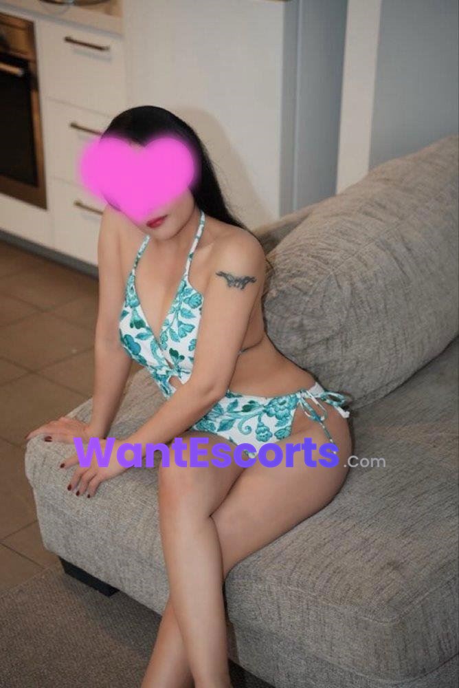 Vivi, independent escort in Adelaide SA