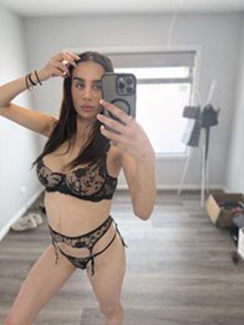 Alannah, independent escort in Epping VIC