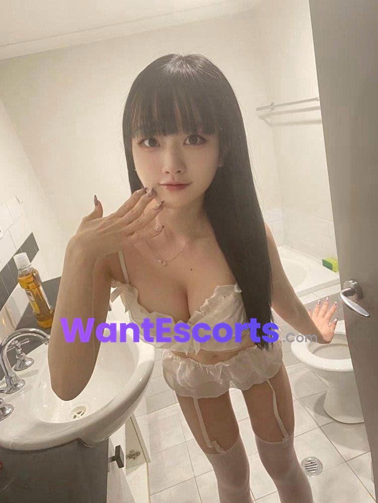 Yurinaa, independent escort in Gold Coast QLD