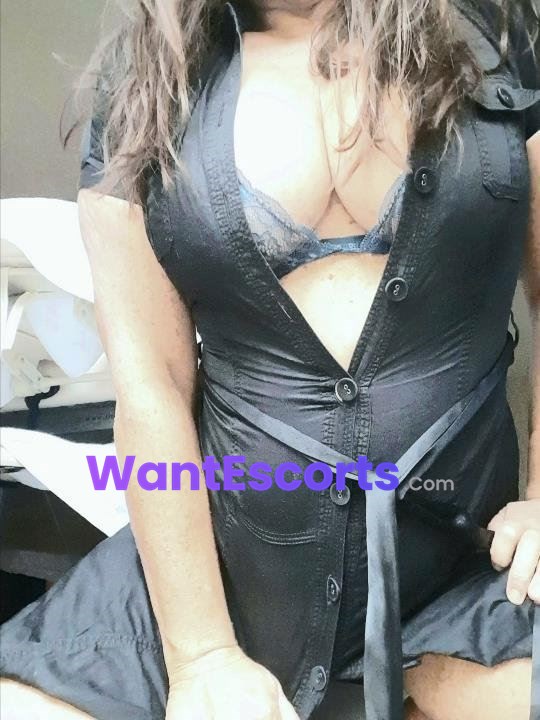 Sasha, independent escort in Rockhampton QLD