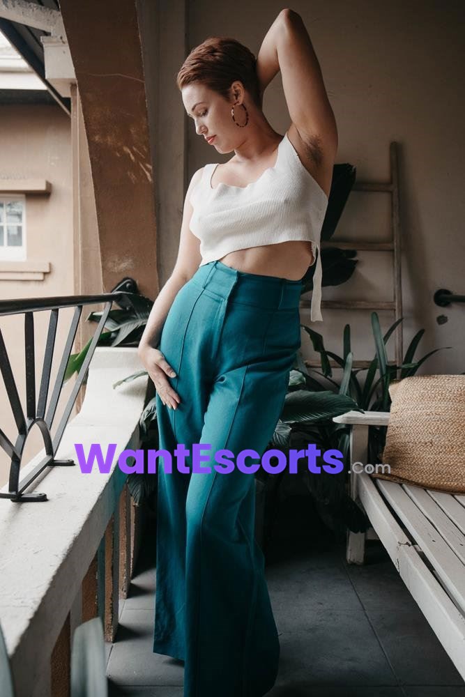 Cat Fox Pro, independent escort in Canberra ACT