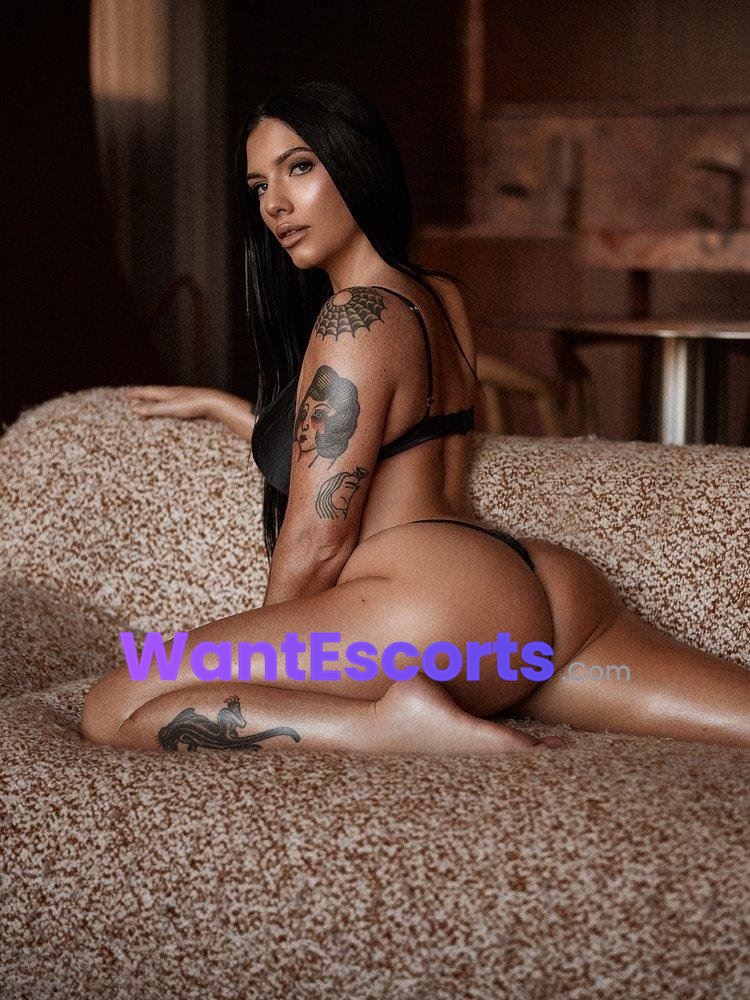 Mia Rose, independent escort in Brisbane QLD
