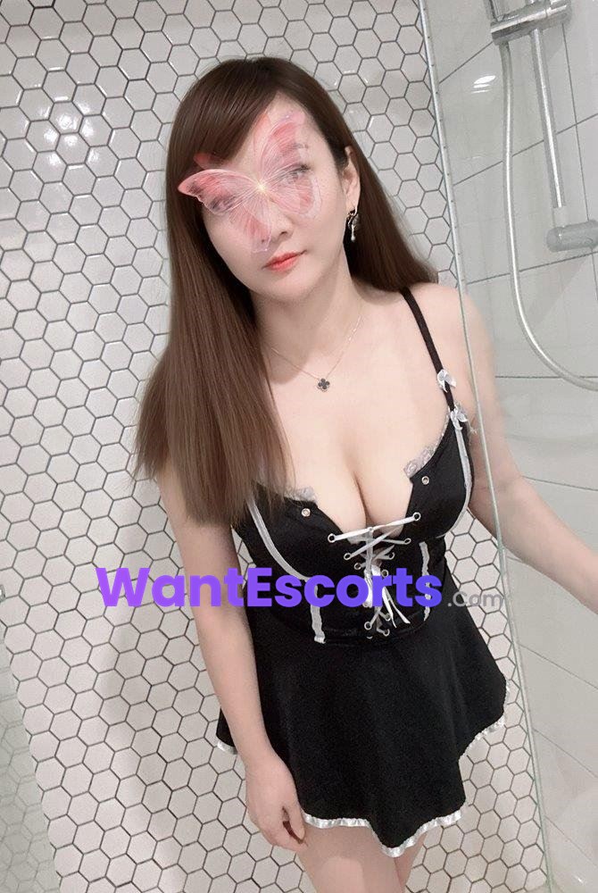 Monika new in town, independent escort in Canberra ACT