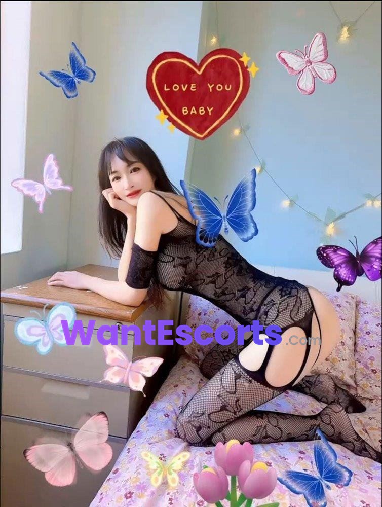 Sweet, independent escort in Ultimo NSW