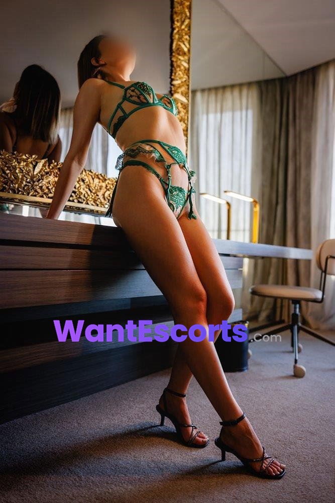 Skyla Dove, independent escort in Brisbane QLD