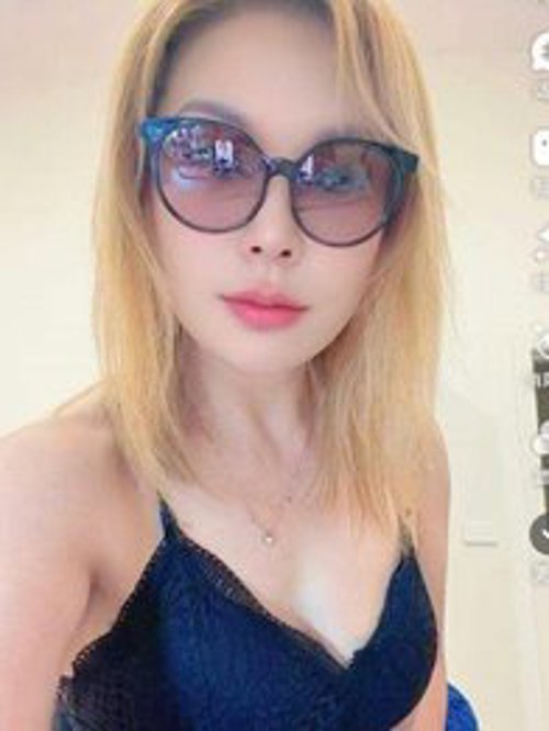 tmac, independent escort in Sunshine VIC